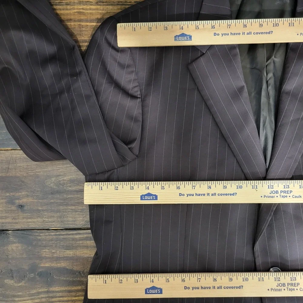 Chaps Men's Sport Coat Blazer Two Button Brown Pinstriped Wool Size‎ 46R
